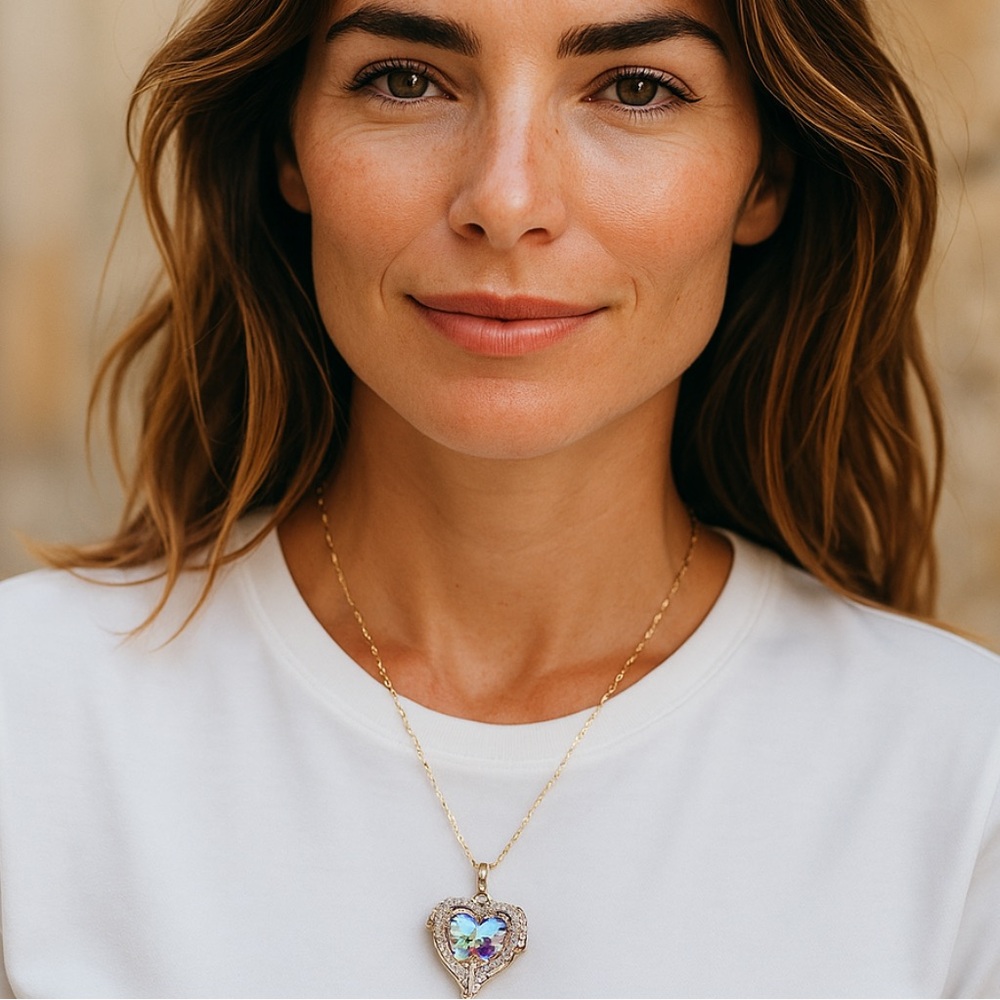 Beautiful multi colored heart shaped cz stone! Silver chain!Fashion jewe…